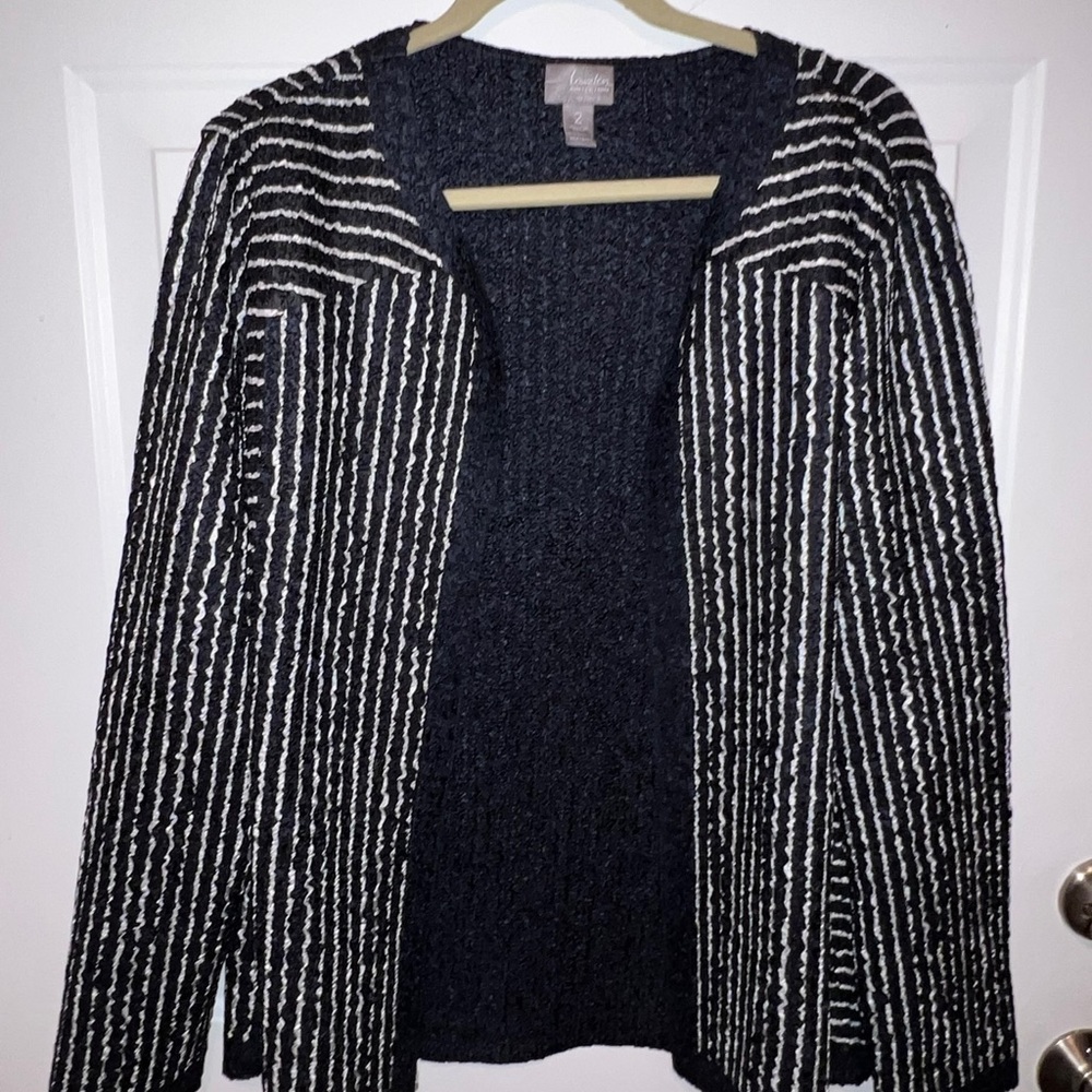 3 pc set of Chico’s Travelers clothing in NAVY